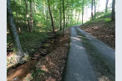 2082 Mountain Valley Church Road, North Wilkesboro, NC 28659 - Photo 16