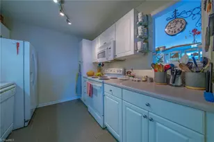 7228 Riverview Knoll Ct, Clemmons, NC 27012 - Photo 14