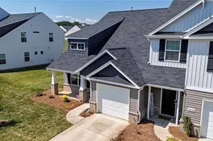 7649 Oliver Park Dr, Whitsett, NC 27377 - Photo 4