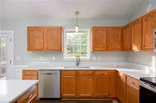 4152 Meredith Woods Ln, Winston-Salem, NC 27107 - Photo 8