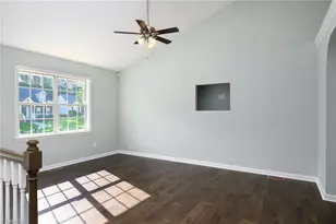 4152 Meredith Woods Ln, Winston-Salem, NC 27107 - Photo 4
