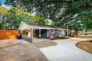 3247 Konnoak Dr, Winston-Salem, NC 27127 - Photo 2