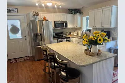 1102 Riverview Road, Lexington, NC 27292 - Photo 12