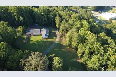 143 James Street, Elkin, NC 28621 - Photo 28