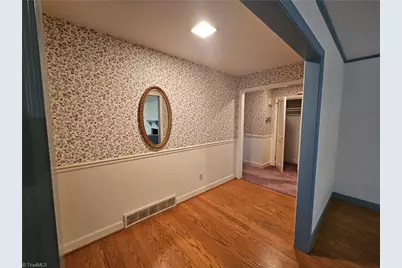 143 James Street, Elkin, NC 28621 - Photo 10