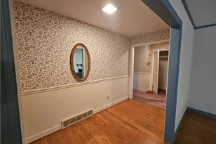 143 James St, Elkin, NC 28621 - Photo 10