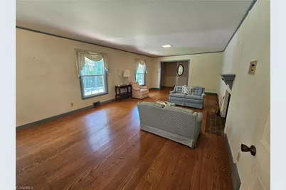143 James Street, Elkin, NC 28621 - Photo 14