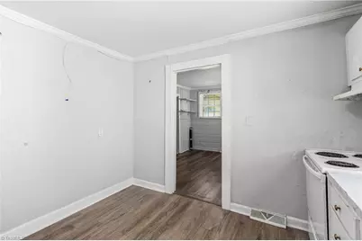 543 W Sprague Street, Winston-Salem, NC 27127 - Photo 10