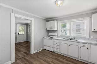 543 W Sprague St, Winston-Salem, NC 27127 - Photo 8