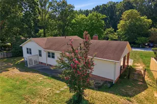 16 St Martin Pl, Greensboro, NC 27455 - Photo 30