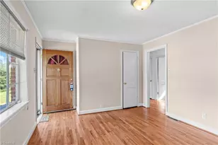 17 Edgewood View Ln, Winston-Salem, NC 27127 - Photo 4