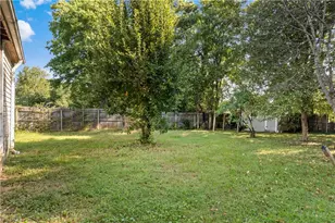 17 Edgewood View Ln, Winston-Salem, NC 27127 - Photo 22