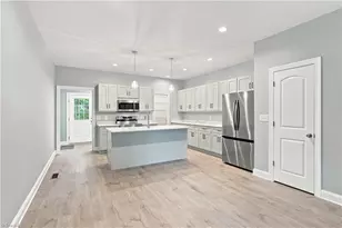 312 Della Dr, Winston-Salem, NC 27105 - Photo 18