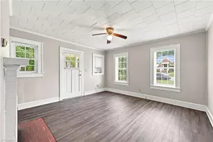 324 W Kime St, Burlington, NC 27215 - Photo 10