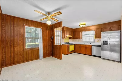 808 Ernest Court, High Point, NC 27263 - Photo 6