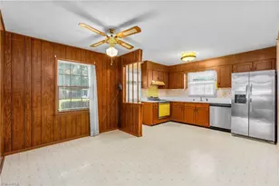 808 Ernest Ct, High Point, NC 27263 - Photo 6