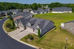 225 Collingswood Dr, Winston-Salem, NC 27127 - Photo 2