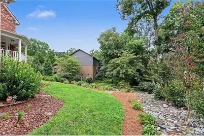 1703 Farnsworth Court, High Point, NC 27262 - Photo 36