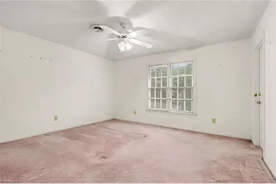 1703 Farnsworth Court, High Point, NC 27262 - Photo 22