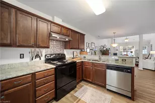 4425 Hanley Park Dr, Walkertown, NC 27051 - Photo 6