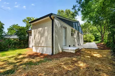 1208 Hoover Avenue, High Point, NC 27260 - Photo 22
