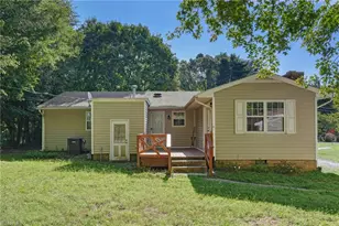 4906 Pheasant Dr, Greensboro, NC 27406 - Photo 34