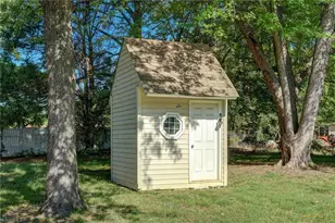 4906 Pheasant Dr, Greensboro, NC 27406 - Photo 28