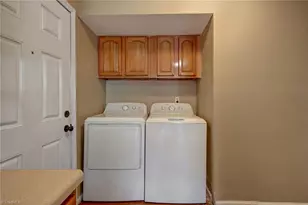 4906 Pheasant Dr, Greensboro, NC 27406 - Photo 12