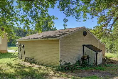 4906 Pheasant Drive, Greensboro, NC 27406 - Photo 32