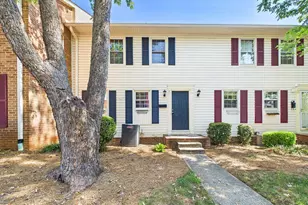 3219 Regents Park Ln, Greensboro, NC 27455 - Photo 2