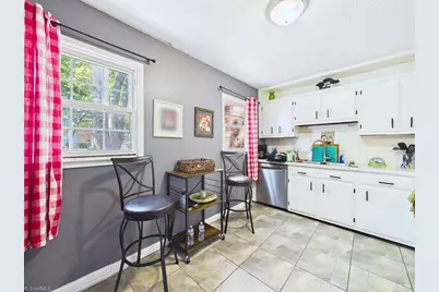 3219 Regents Park Lane #C, Greensboro, NC 27455 - Photo 6