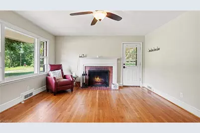4129 High Point Road, Winston-Salem, NC 27107 - Photo 8