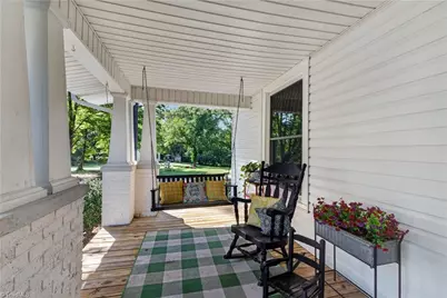 259 E Main Street, Franklinville, NC 27248 - Photo 6