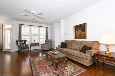 42 Wheelwright Court, Greensboro, NC 27455 - Photo 2