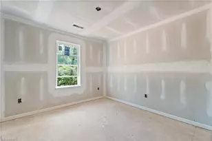 107 Barlow Cir, Winston-Salem, NC 27105 - Photo 18