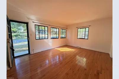 2611 Sherwood Street, Greensboro, NC 27403 - Photo 4