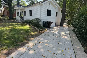 2611 Sherwood St, Greensboro, NC 27403 - Photo 2