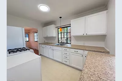 2611 Sherwood Street, Greensboro, NC 27403 - Photo 8