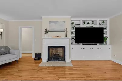 816 Ferndale Boulevard, High Point, NC 27262 - Photo 8