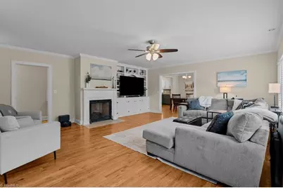 816 Ferndale Boulevard, High Point, NC 27262 - Photo 6