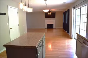 1015 Cayley Ct, High Point, NC 27260 - Photo 14