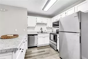 1911 Walker Ave, Greensboro, NC 27403 - Photo 6