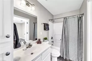 1911 Walker Ave, Greensboro, NC 27403 - Photo 12