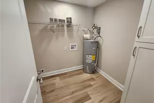 728 Central Falls Rd, Asheboro, NC 27203 - Photo 6