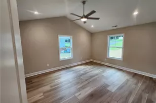 728 Central Falls Rd, Asheboro, NC 27203 - Photo 8