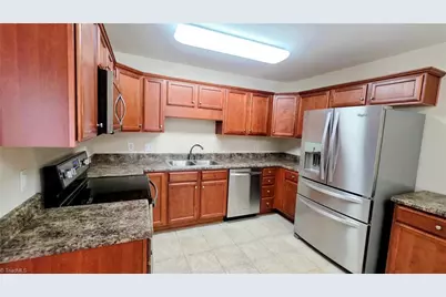 4765 Summerlyn Place Drive, Kernersville, NC 27284 - Photo 8