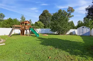 5465 Holbein Gate Rd, Walkertown, NC 27051 - Photo 36