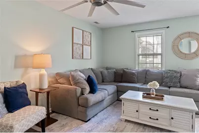 307 Skiles Heights #D, Thomasville, NC 27360 - Photo 4