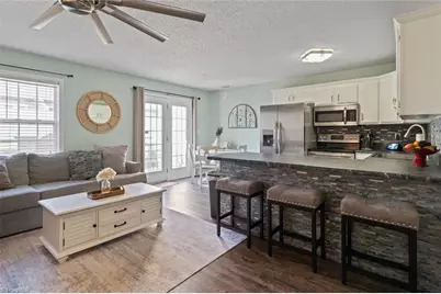 307 Skiles Heights #D, Thomasville, NC 27360 - Photo 6