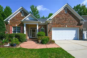 5010 Cobbler Ridge Ct, Greensboro, NC 27455 - Photo 2